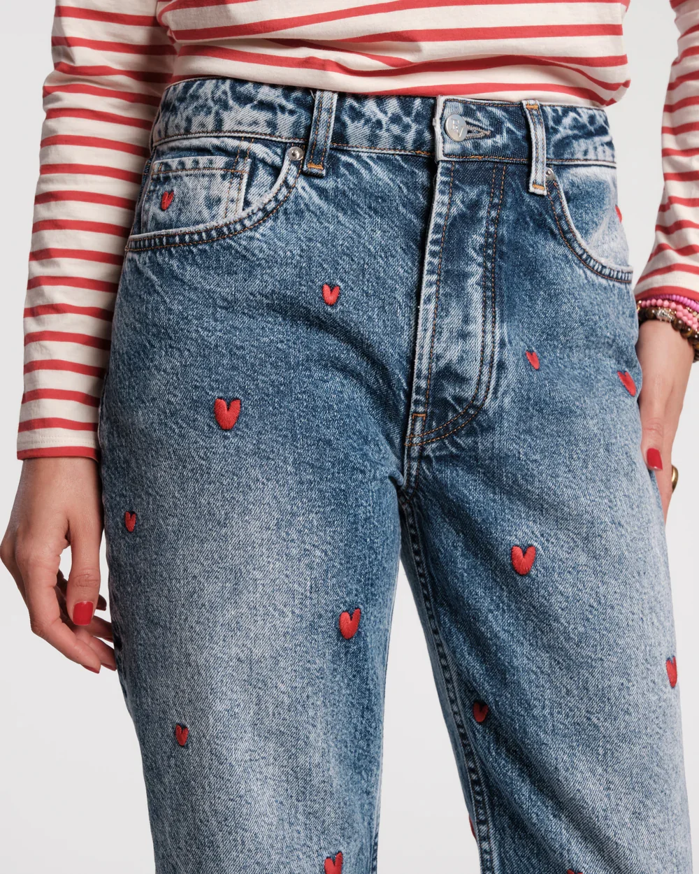 ANDY_JEANS_HEARTS_06.jpg.webp