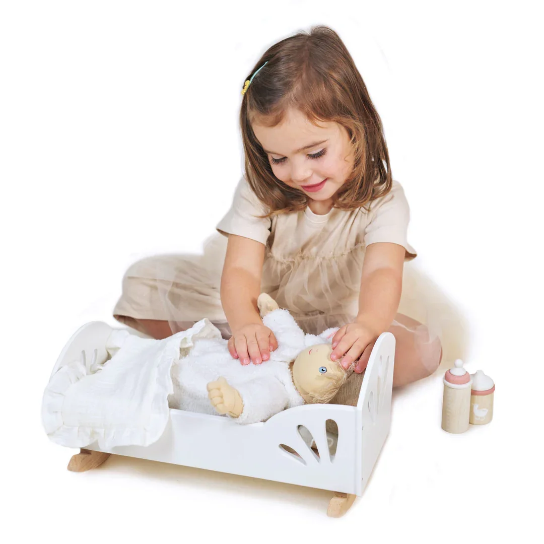 TL8106-sweet-swan-dolly-bed-5_1080x.jpg.webp