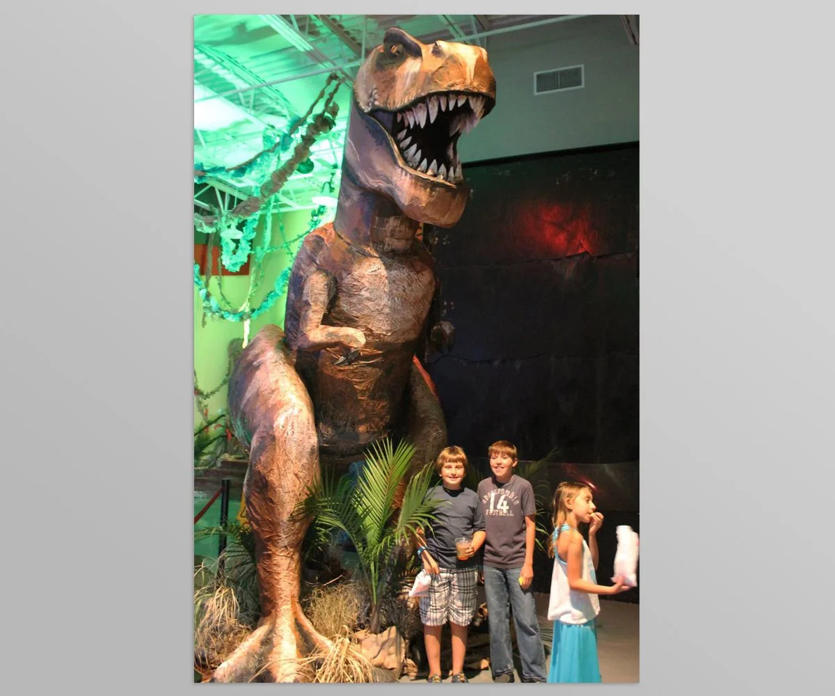 Brad-Smith-Design-sculpture-t-rex-1.jpg
