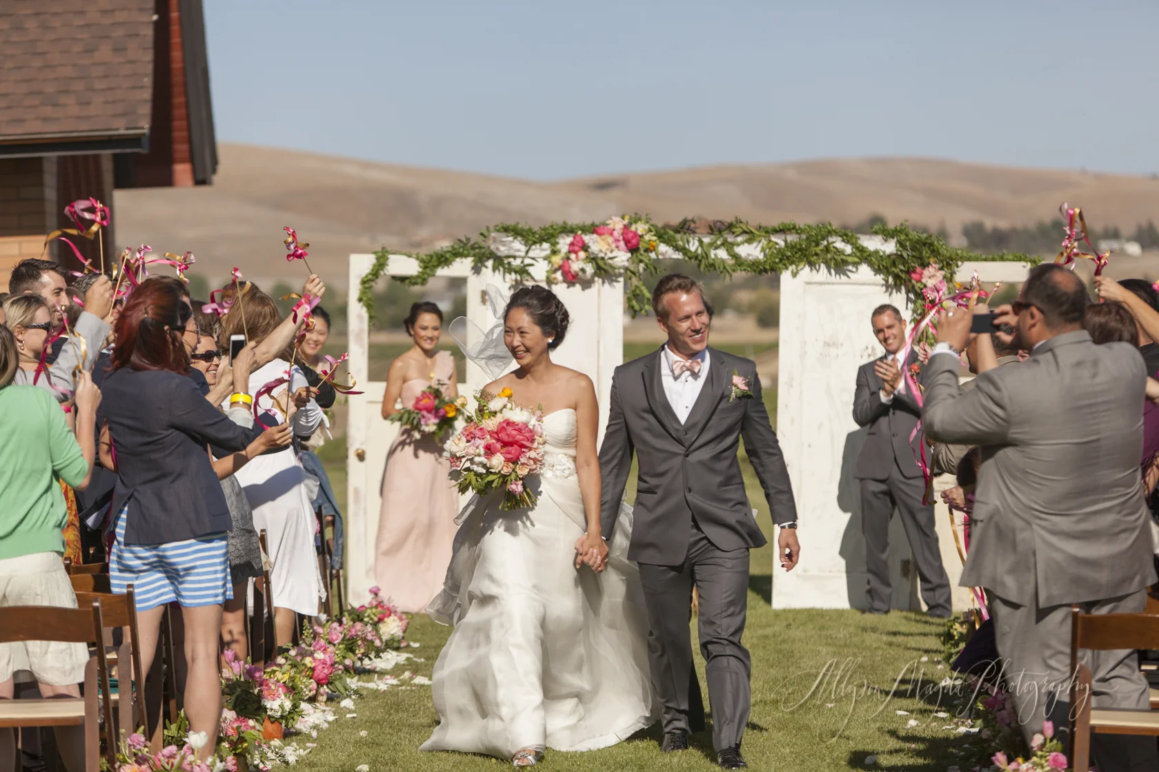 Allyson Magda Photography Floral Design by April Flowers