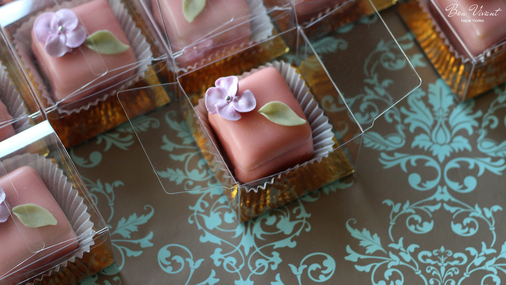 Petit Four Your Thoughts!