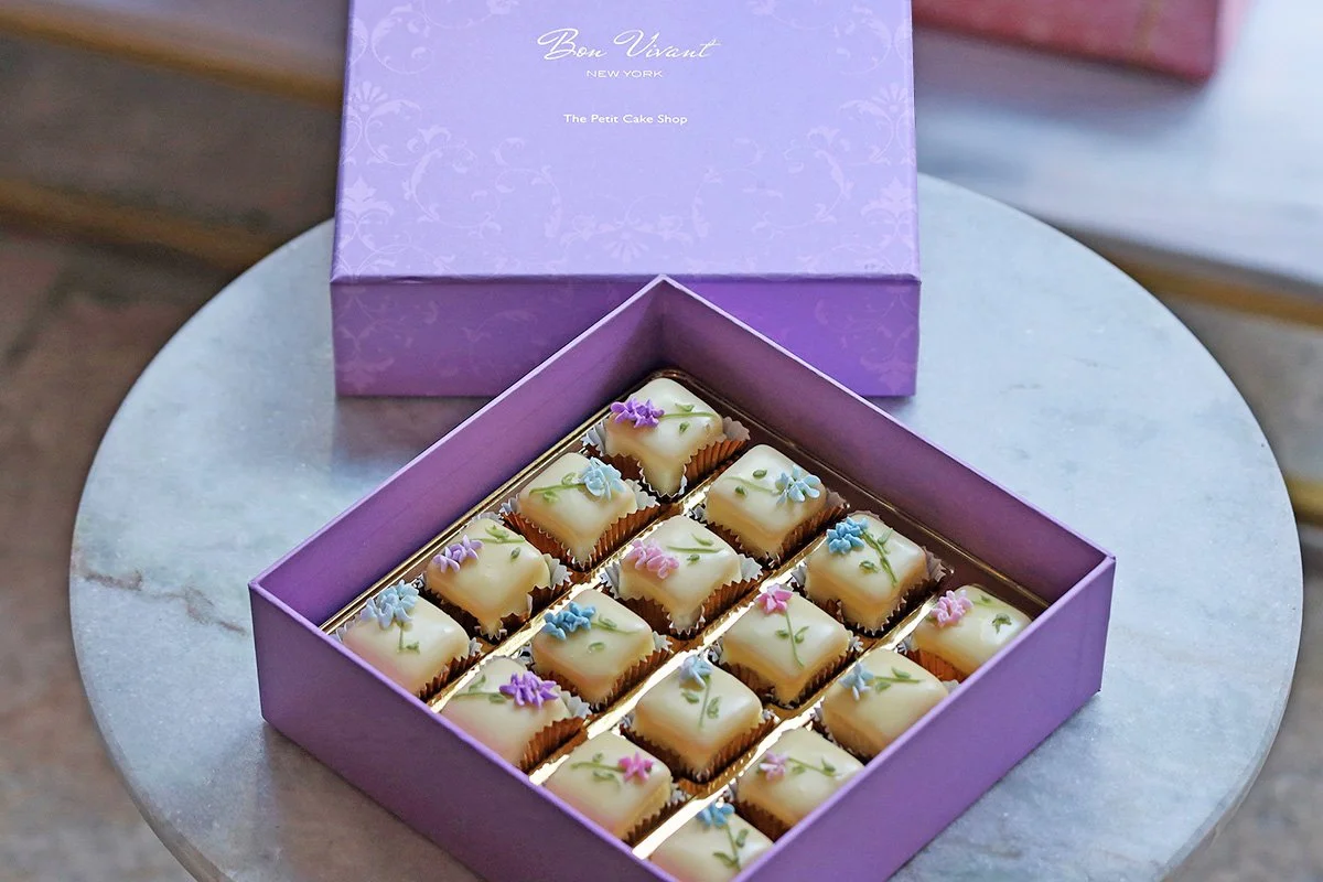 Box of 16 Petit Four Demitasse - Lemon 04 - email 2.jpg