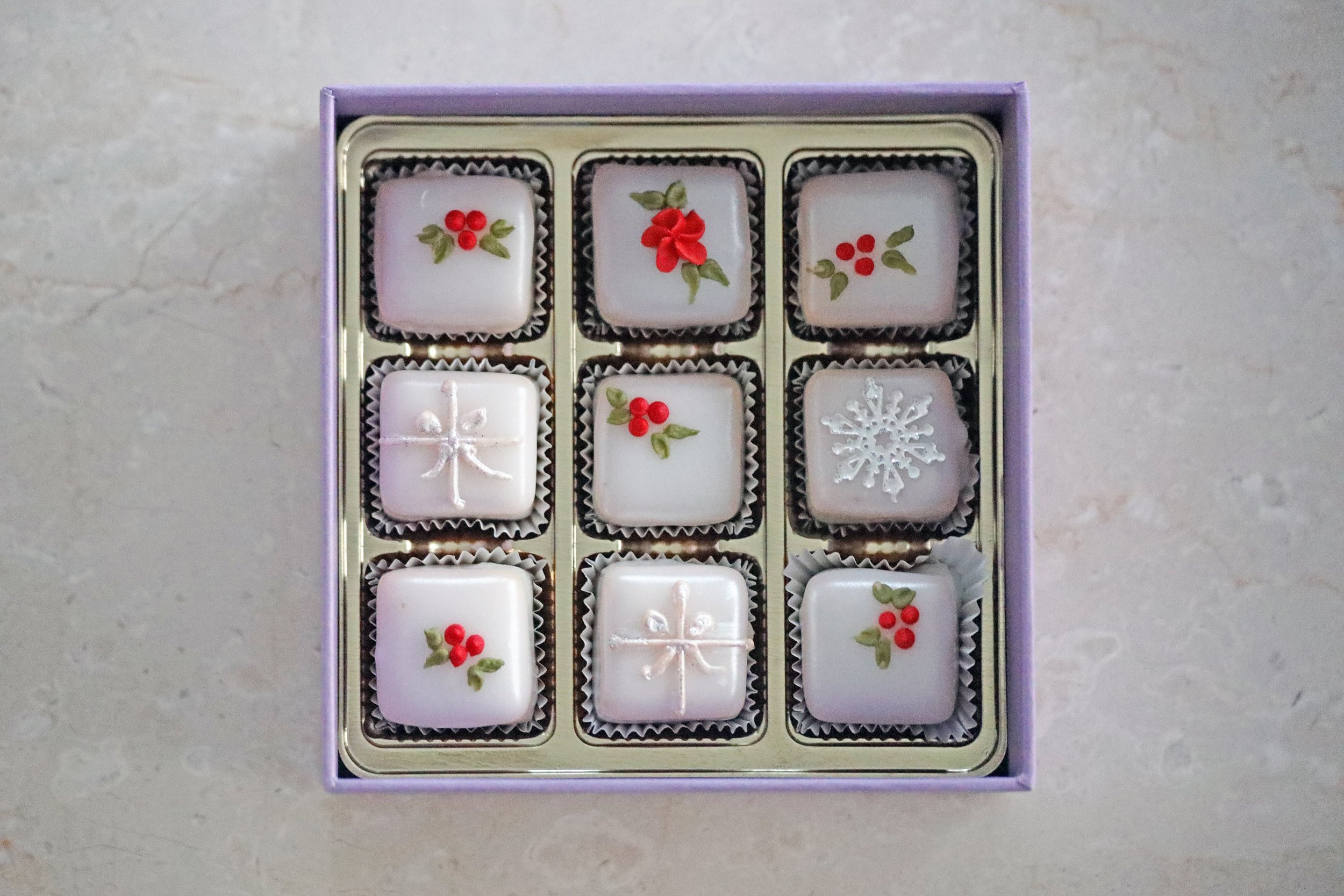 Holiday 2023 Box of 9 - 001.jpg