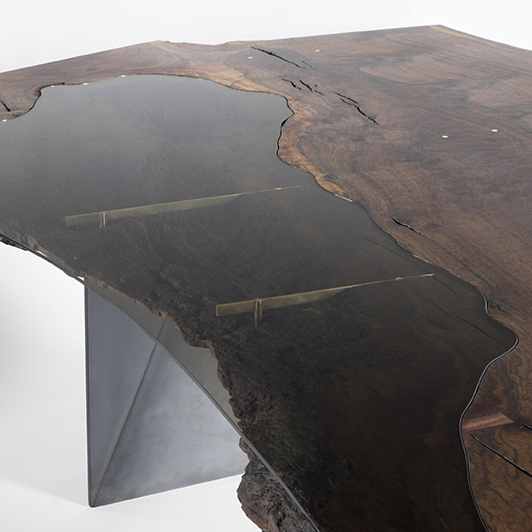 CORSET DINING TABLE