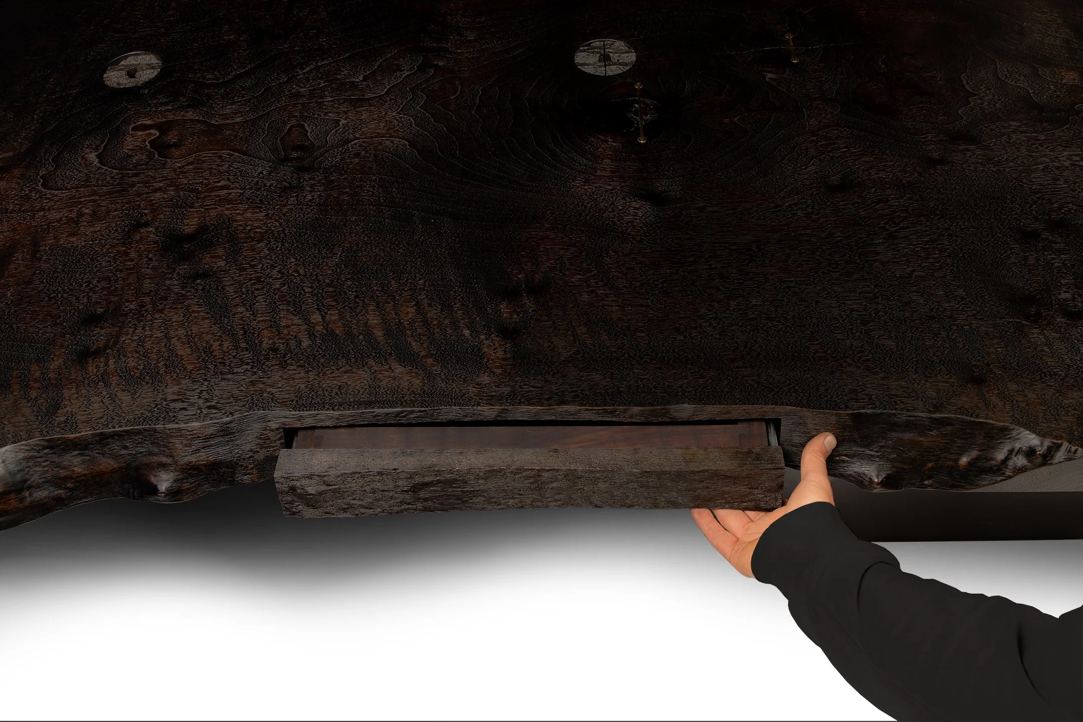 Shear_Desk_Front_Opening_LR.jpg