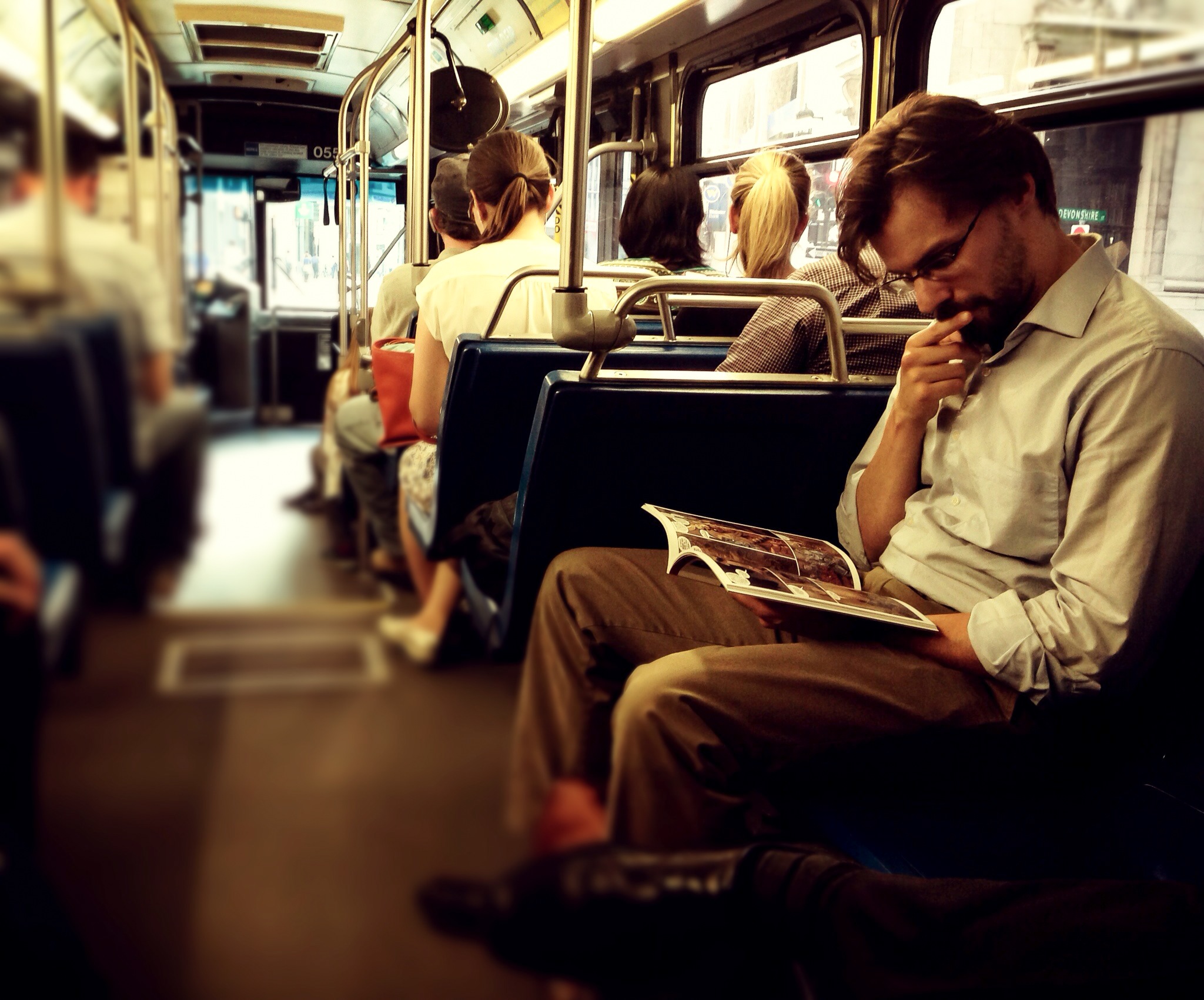 © 2104 Sarahmica Photography - "Strangers On Buses: Graphic Novel Love"