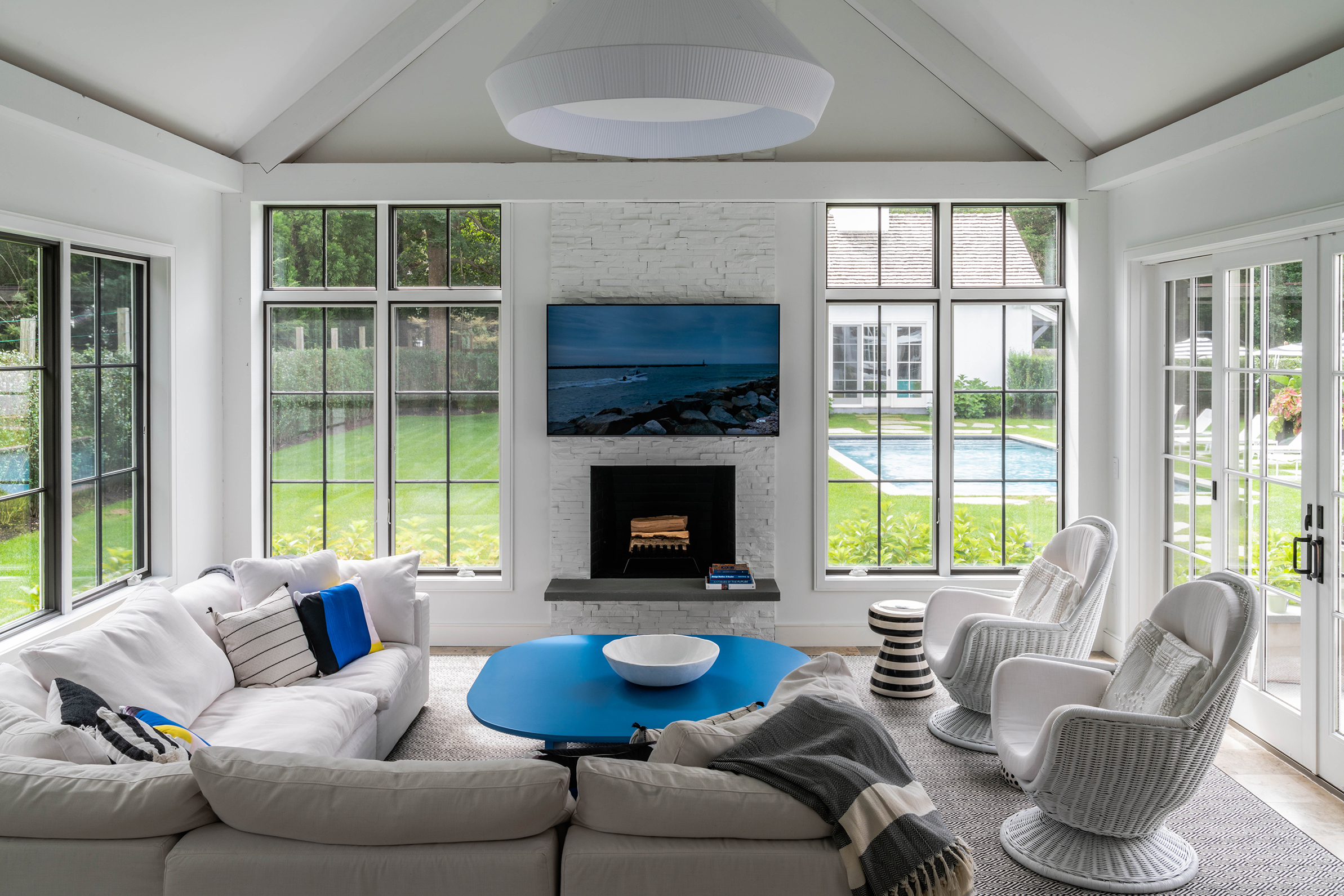 ©+ghislaine+vinas+interior+design_east-hampton-home_4.jpg