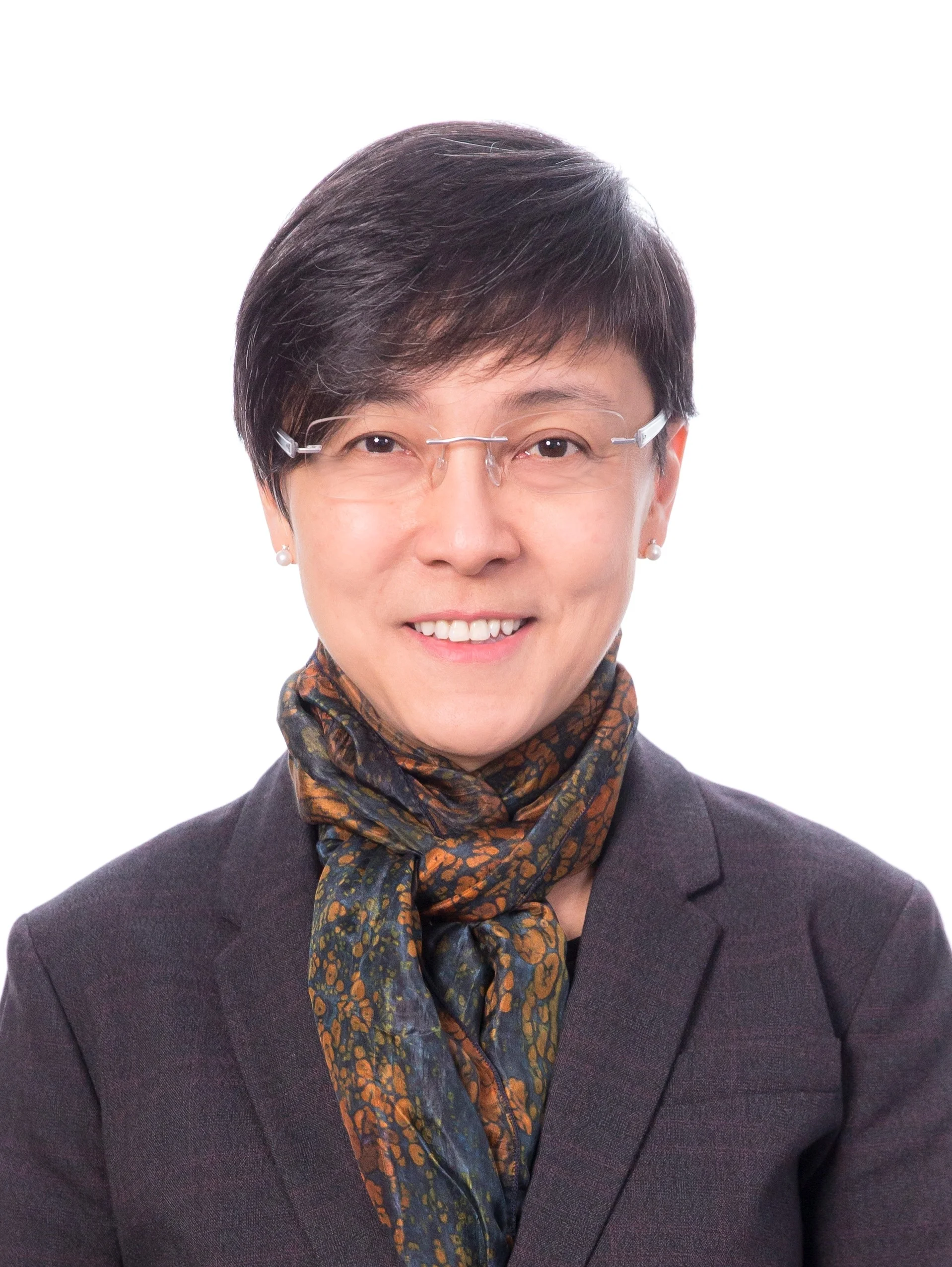 Dra. Helena profile photo 2018 (1).jpg