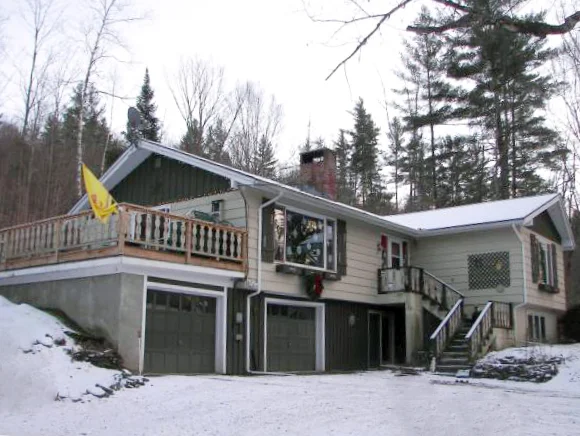3 Bedroom home on 2.0 very private acres in Stowe VT
