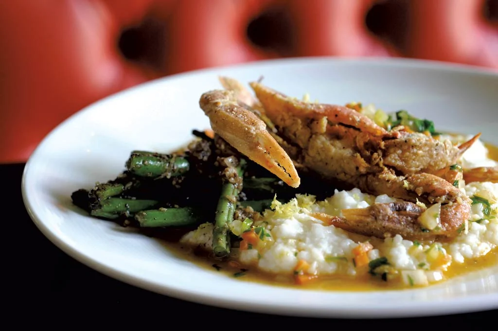 Softshell crab and grits ☆ Photo by JEB WALLACE-BRODEUR