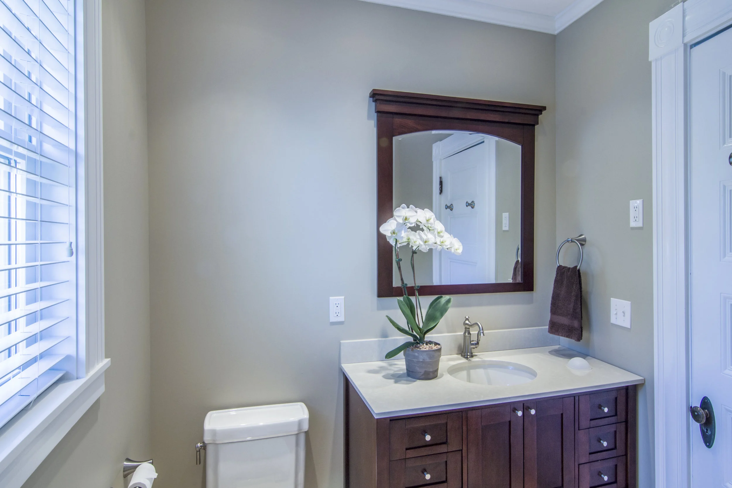 2nd Floor Guest Bath