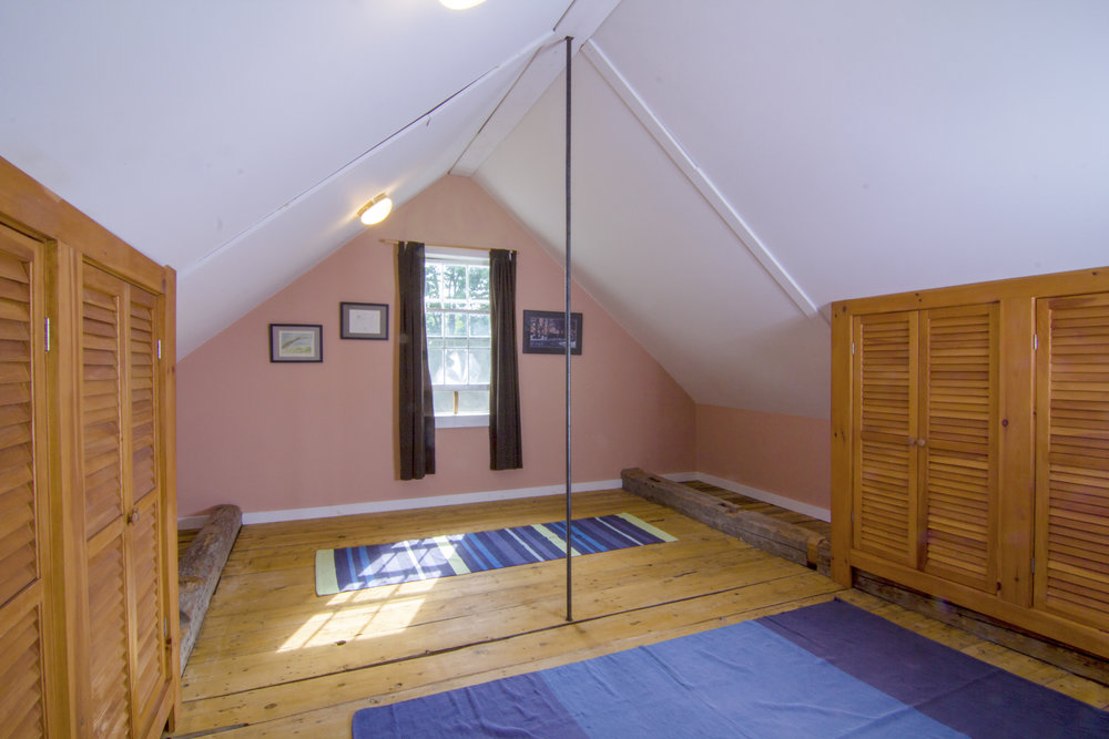 Schoolhouse Bedroom #3 upstairs