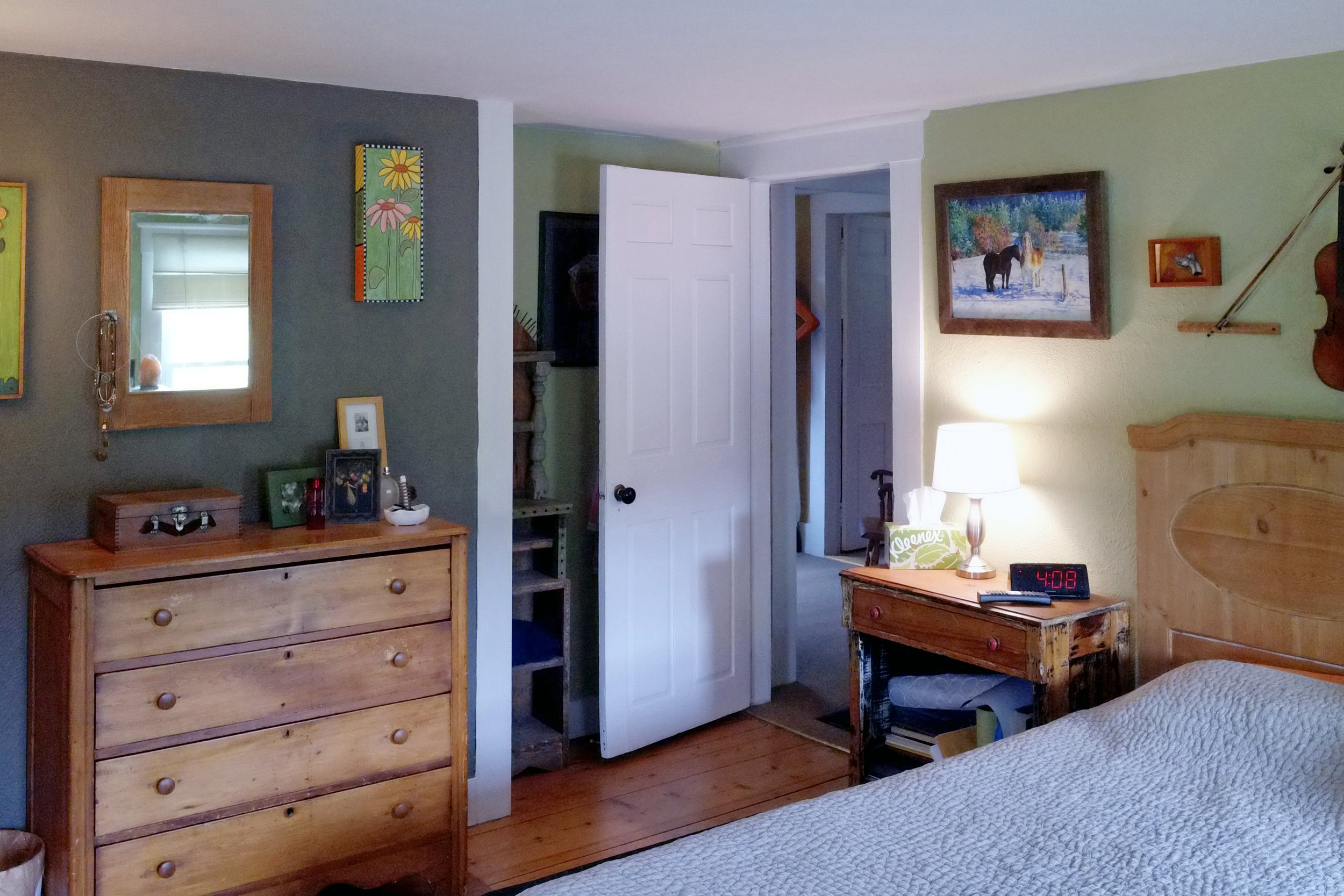 Come into the Master Bedroom