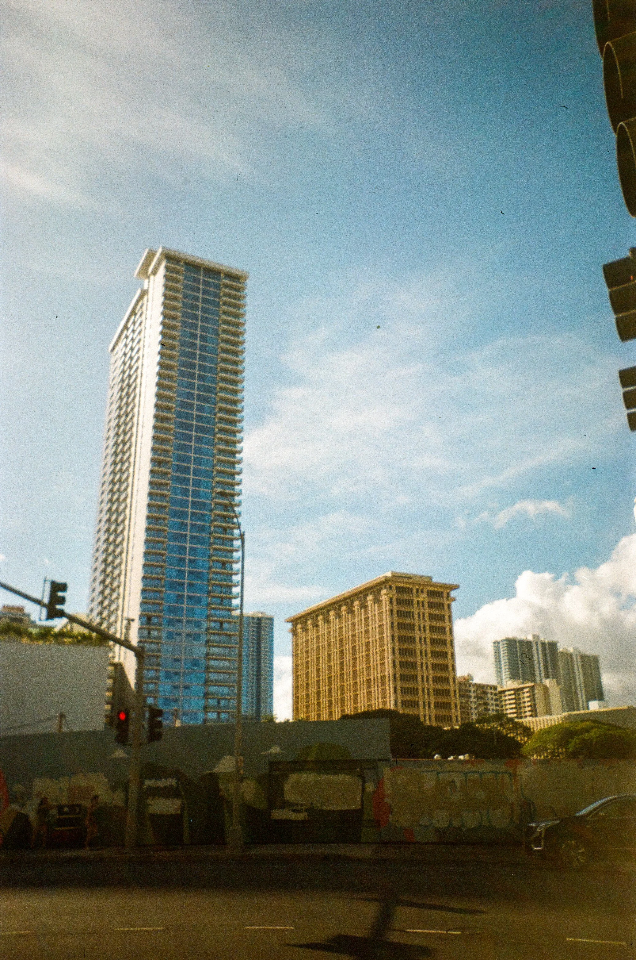 2025-12 honolulu hawaii architecture-1.jpg