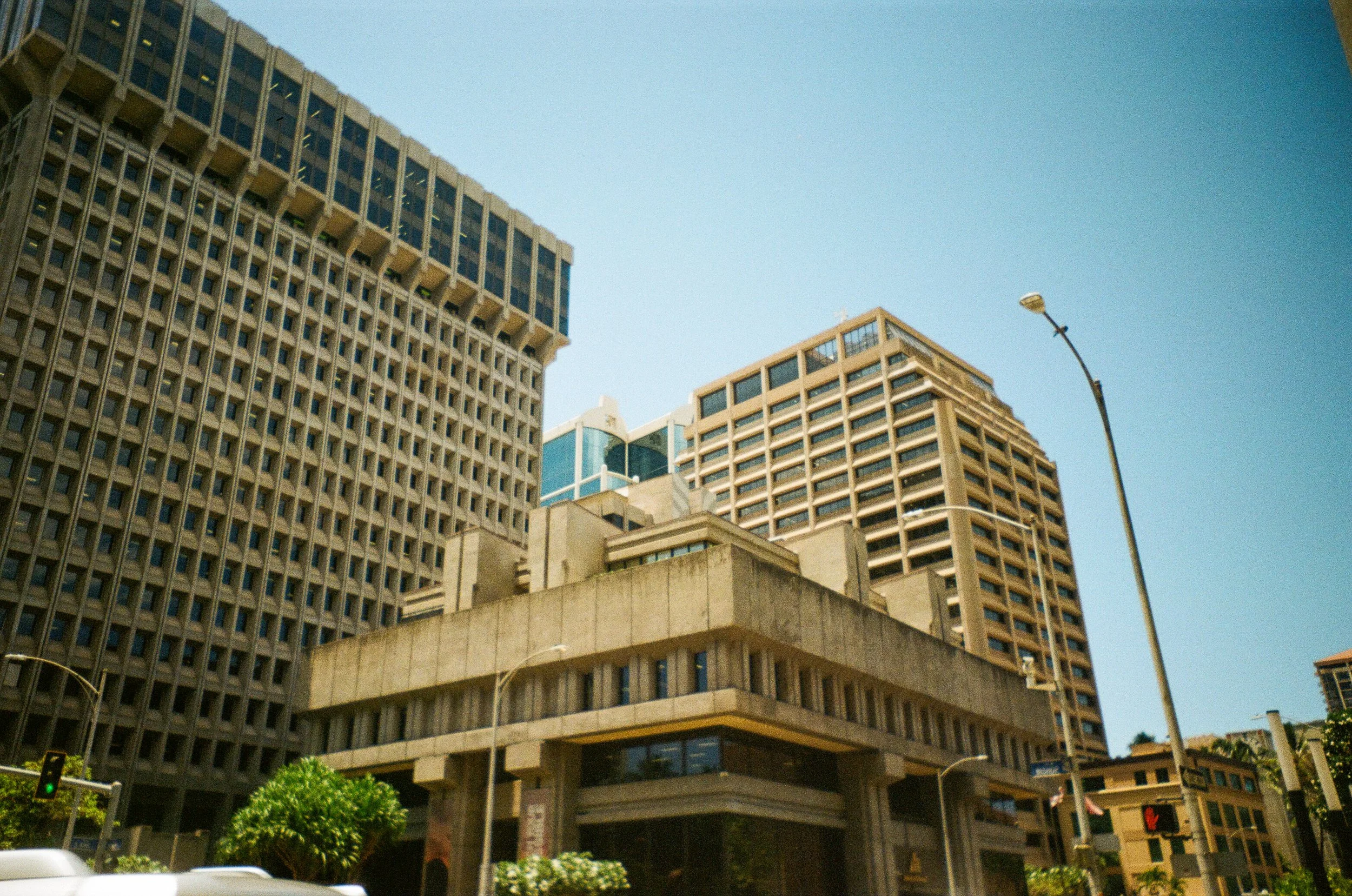 2025-12 honolulu hawaii architecture-3.jpg