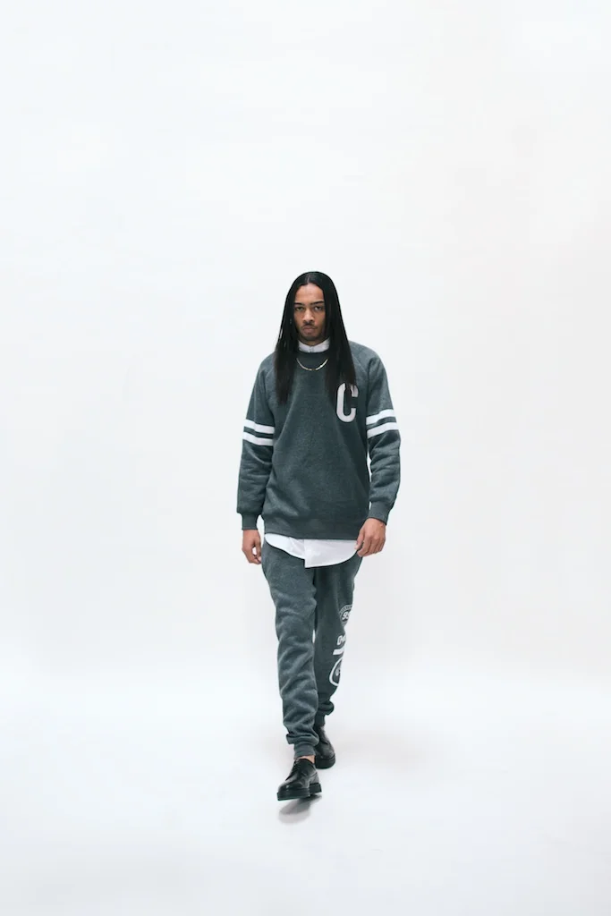 The Neue School for STAMPD featuring 100s