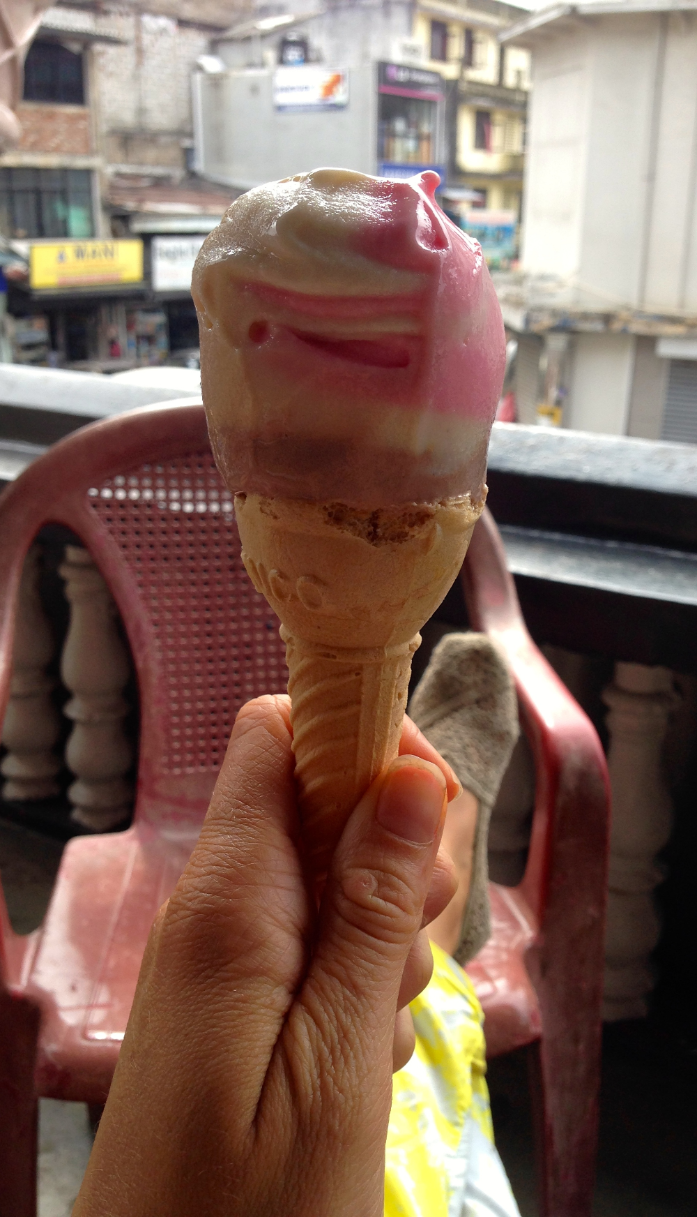Afternoon ice cream stop in Kandy