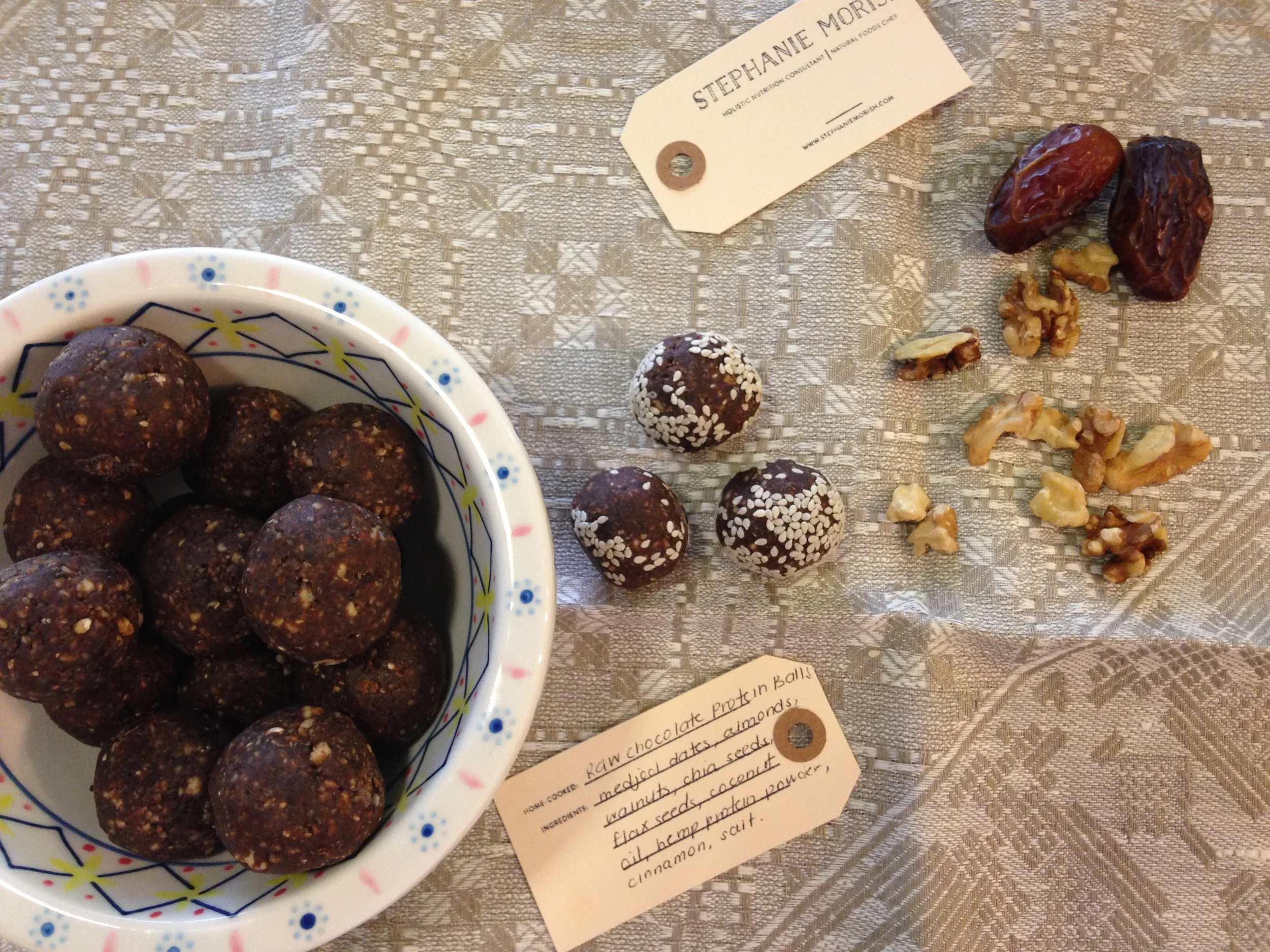 The Ultimate Raw Chocolate Paleo Protein Balls