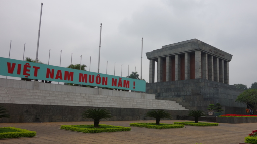   Ho Chi Minh's mausoleumin Ho Chi Minh city is where the embalmbed body of Ho Chi Minh iskept, protected by four armed guards at four corners. There's a verystrict code of conduct that everyone must follow. People wait in longqueues everyday to pay their respects to the father of nation.     