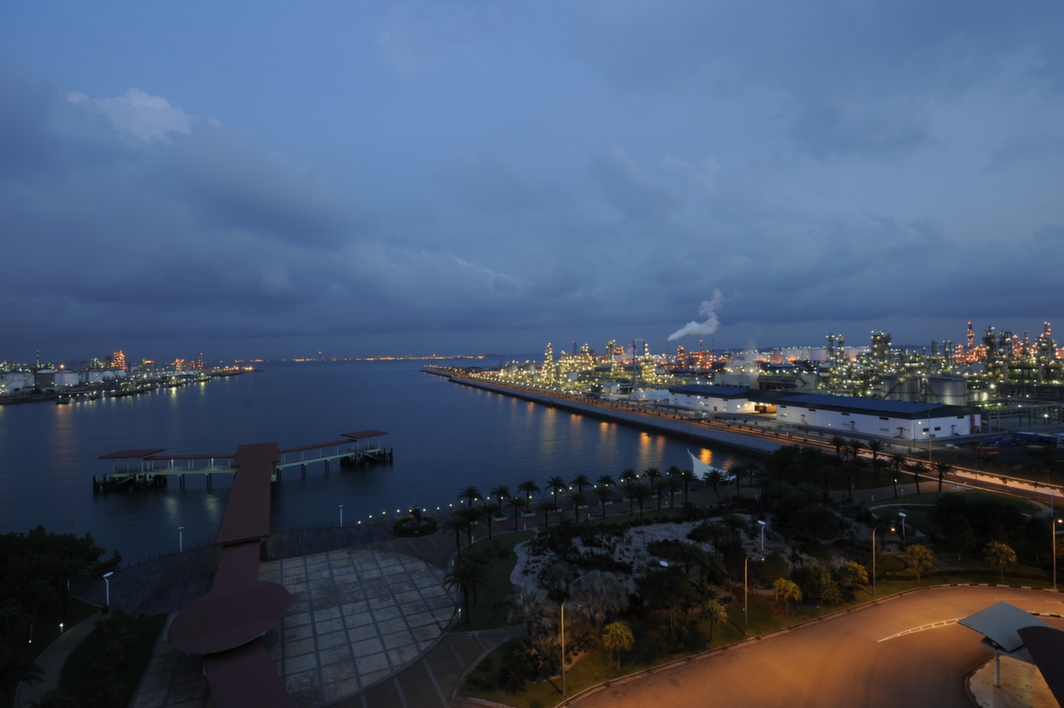  Jurong Island at night; picture courtesy: JTC 