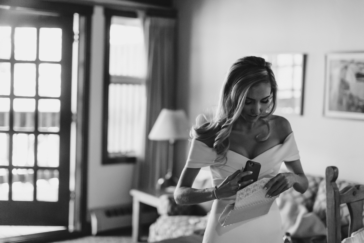 K+KPhotography_A+AElopement_Share-178.jpg