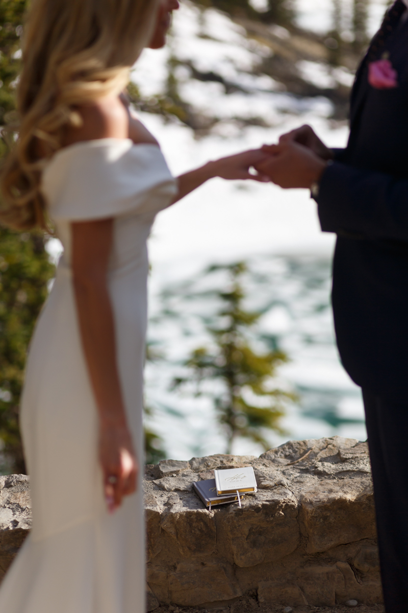 K+KPhotography_A+AElopement_Share-283.jpg