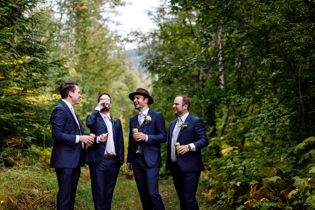 090-revelstoke-wedding-photographer.jpg