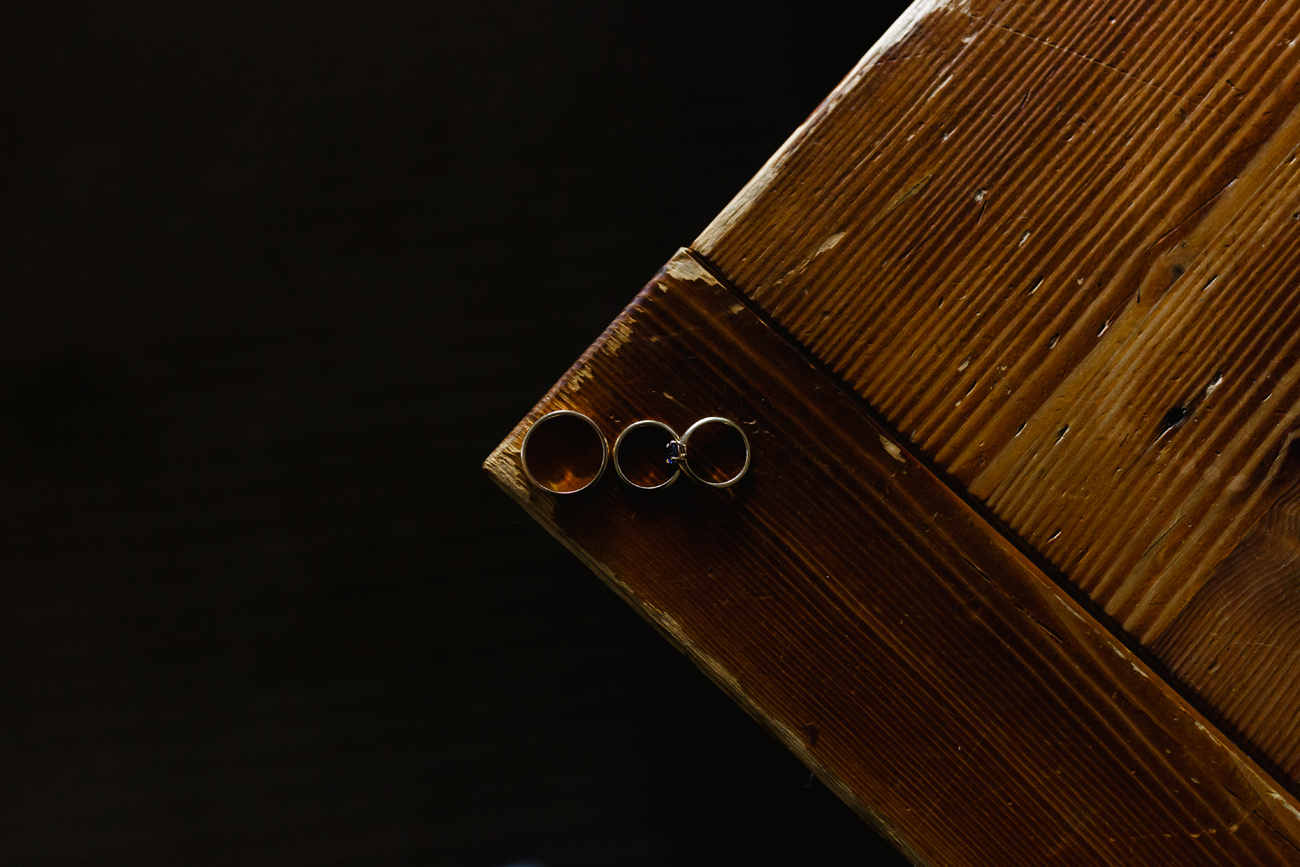 385-kendalandkevinphotographygettingready.jpg