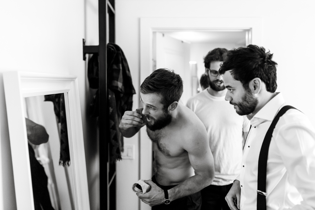 443-kendalandkevinphotographygettingready.jpg