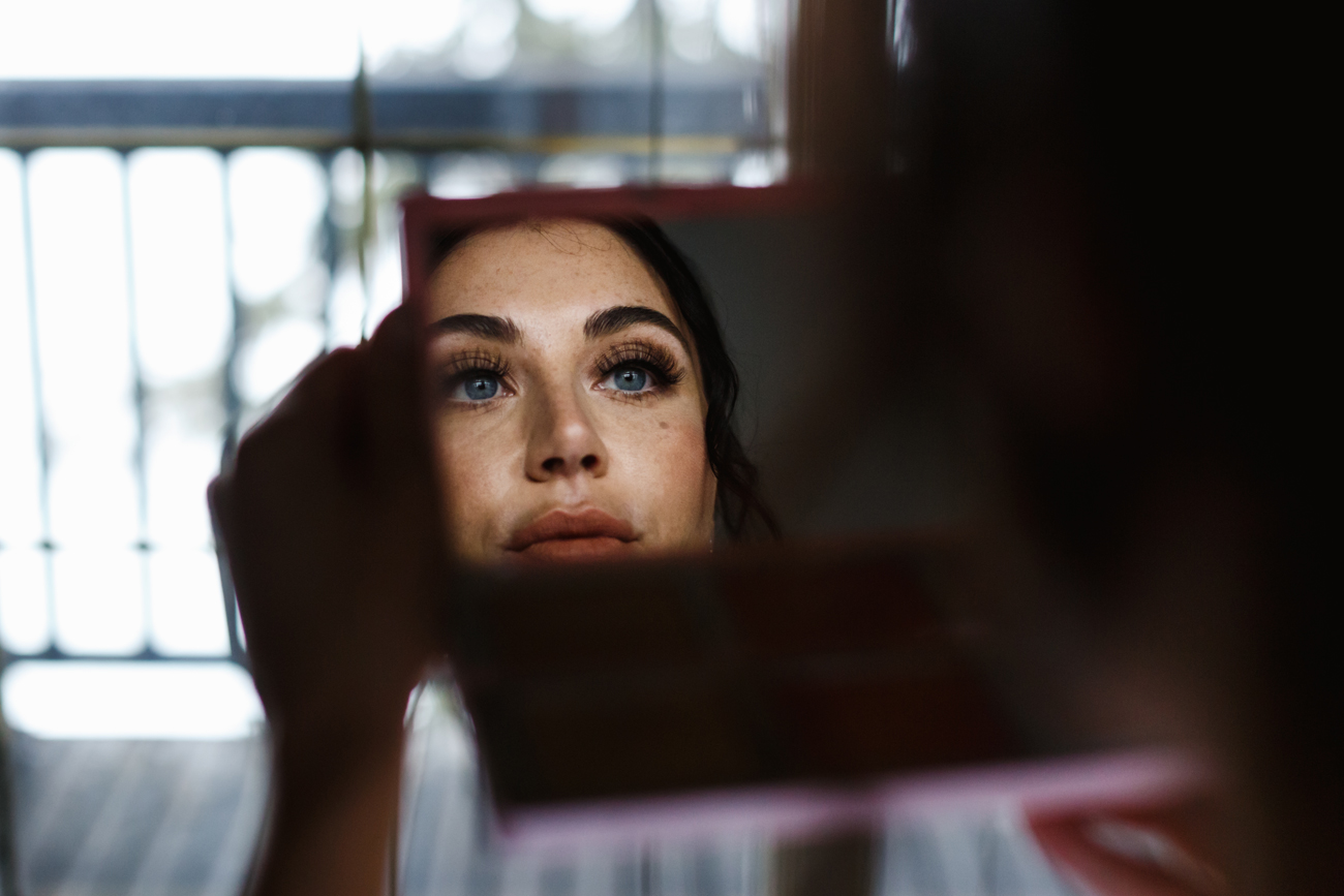 469-kendalandkevinphotographygettingready.jpg