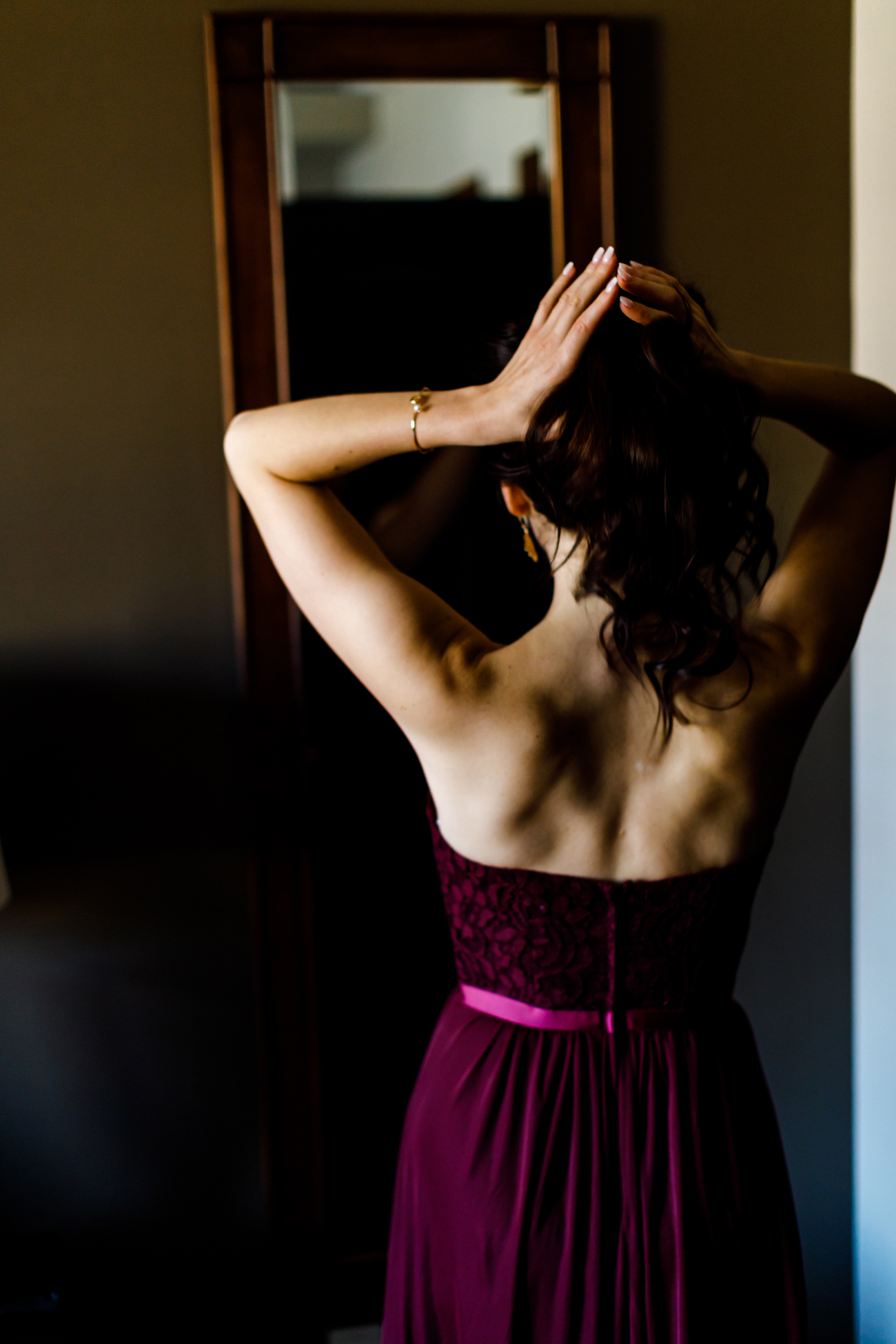 509-kendalandkevinphotographygettingready.jpg