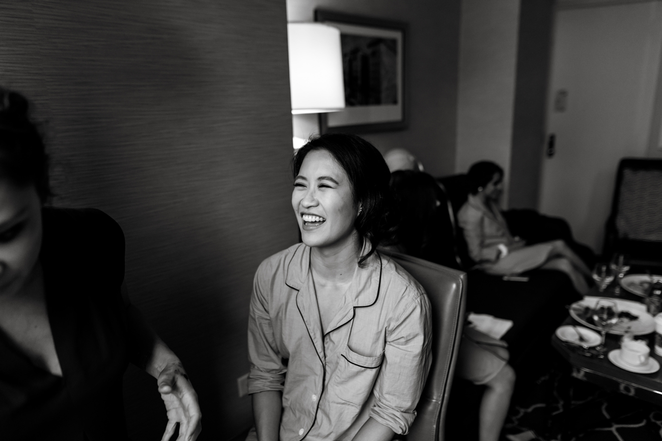 573-kendalandkevinphotographygettingready.jpg