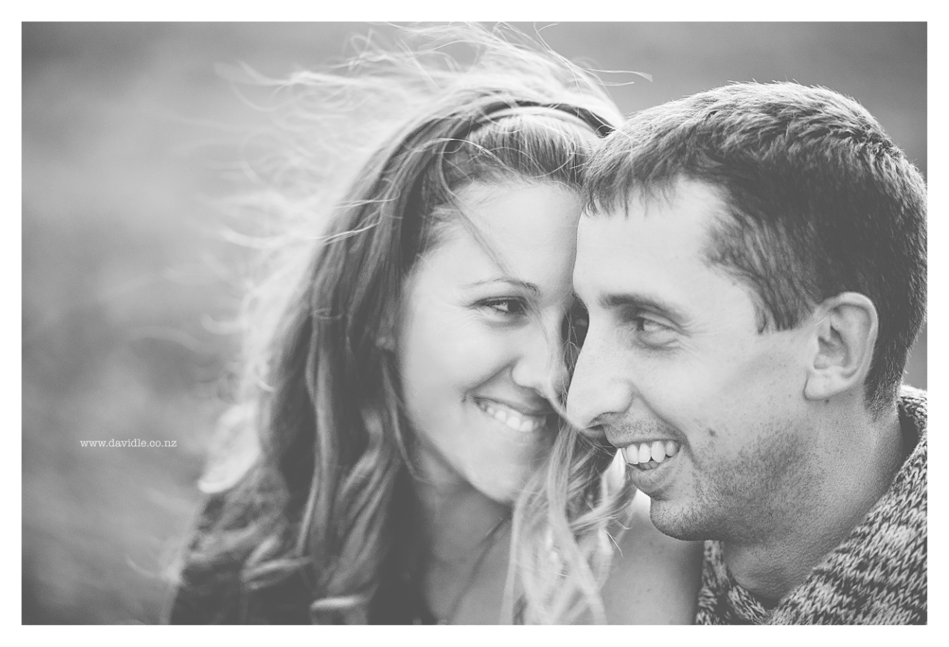 Laura &amp; Jase, e-shoot cuddles