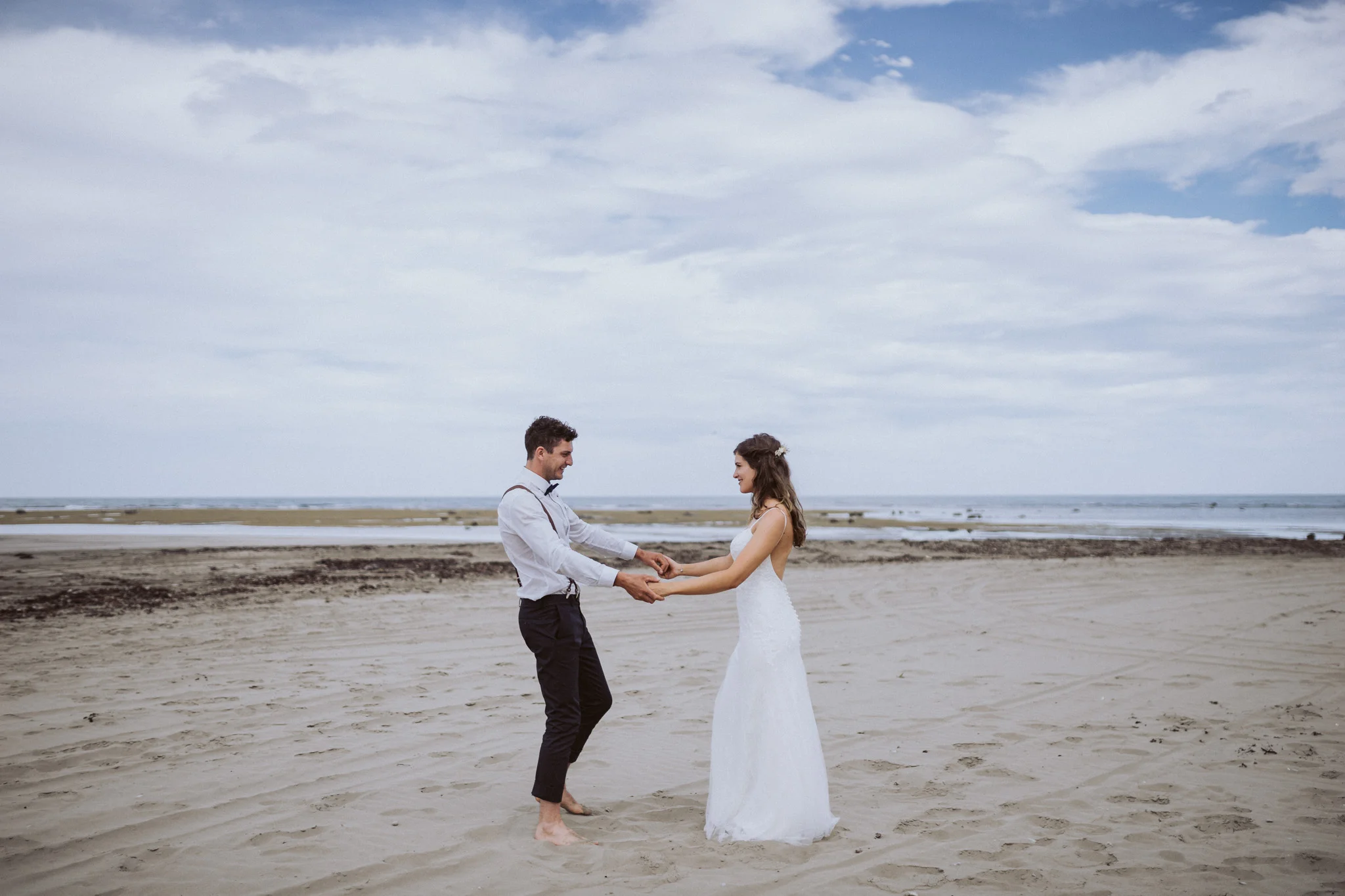  Cliff top elopement 