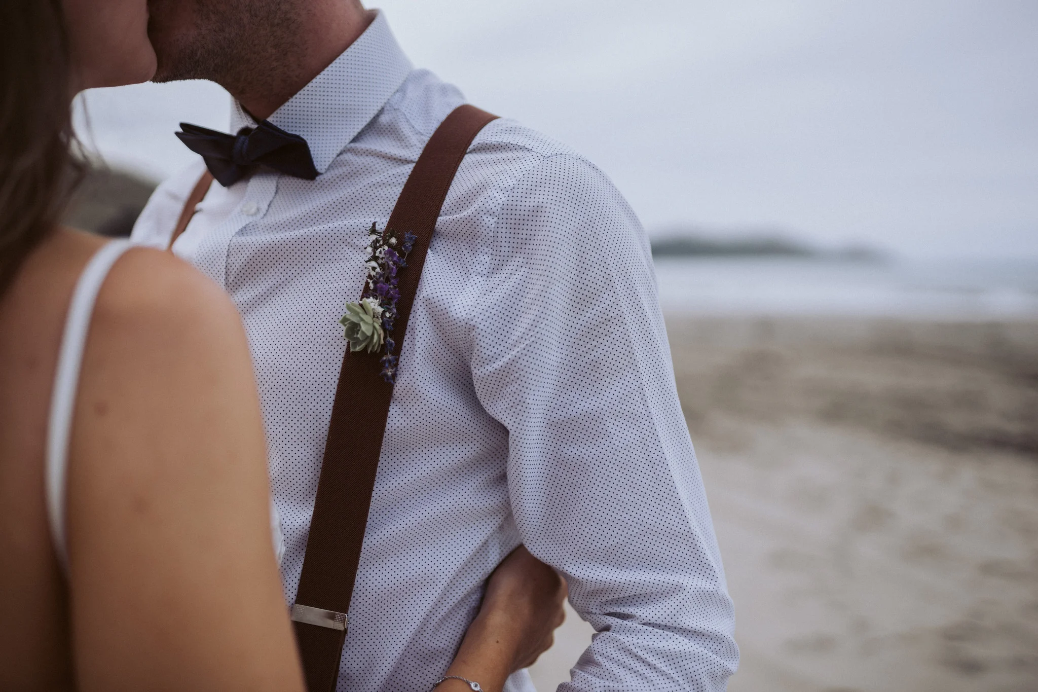  Cliff top elopement 