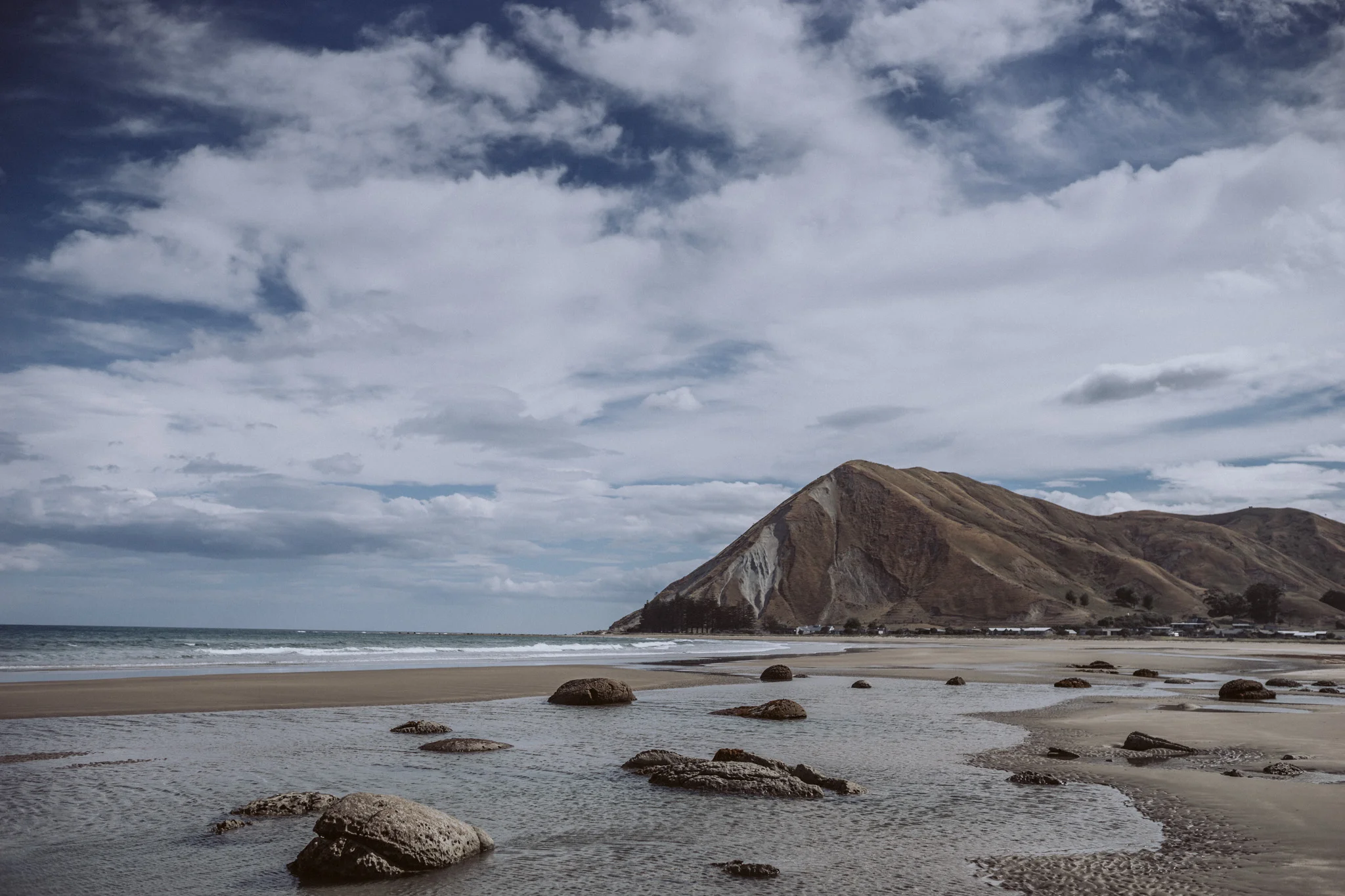  Cliff top elopement 