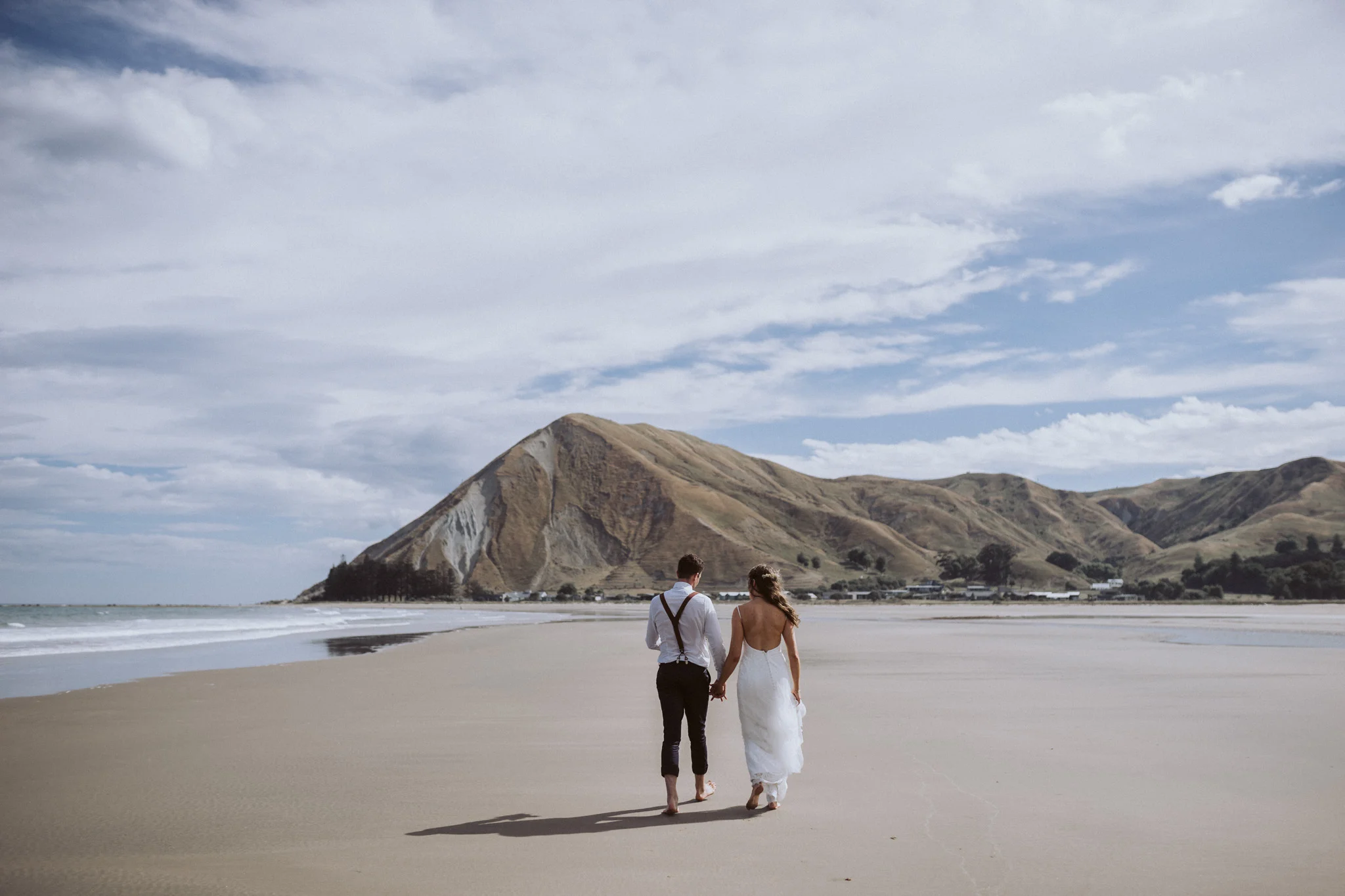  Cliff top elopement 