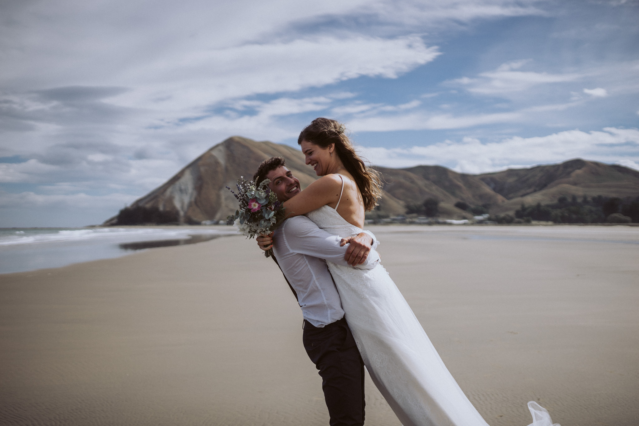  Cliff top elopement 