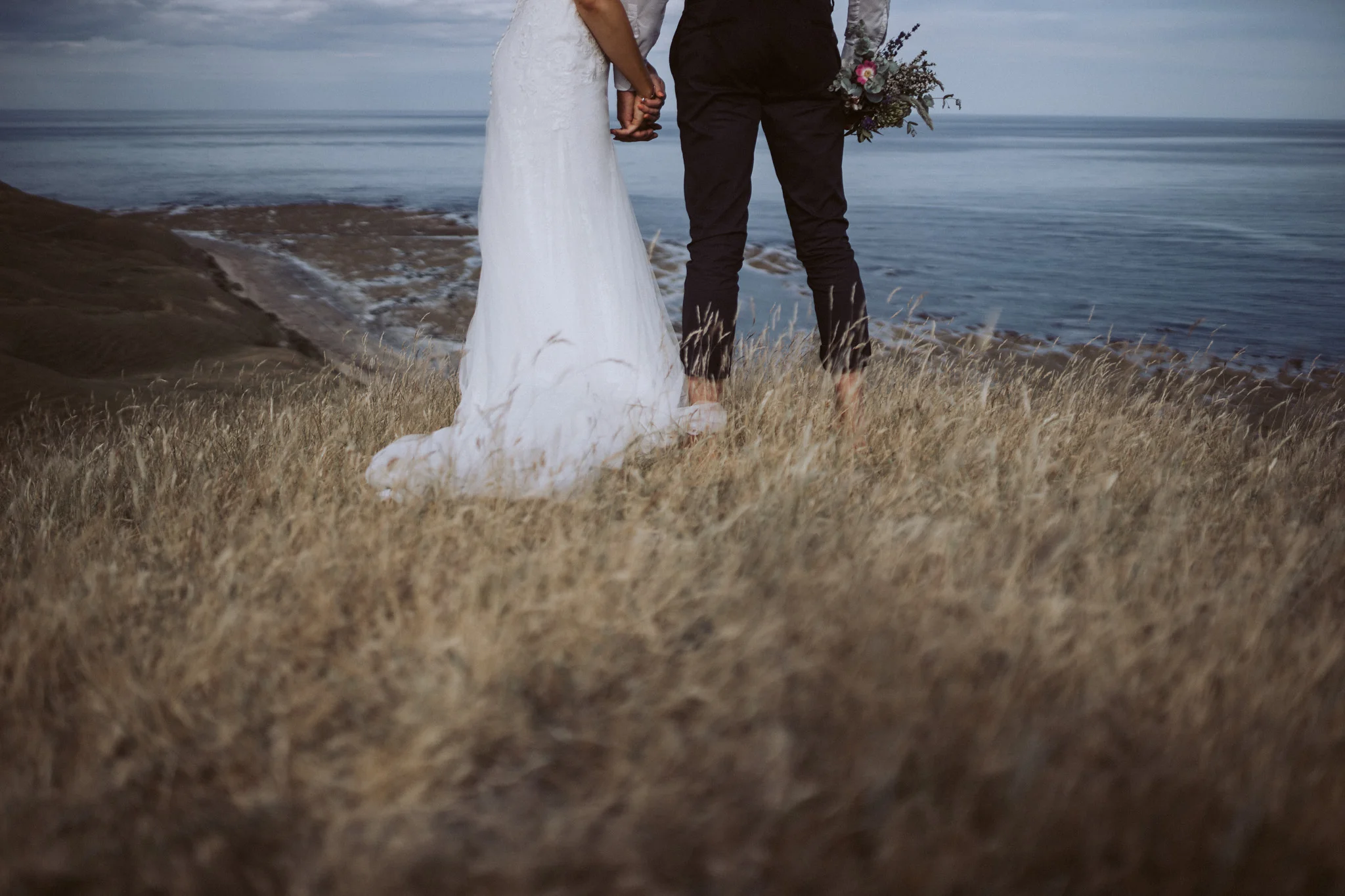 Cliff top elopement 