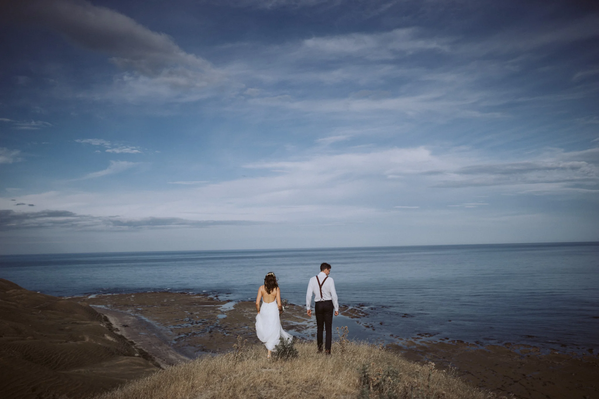  Cliff top elopement 