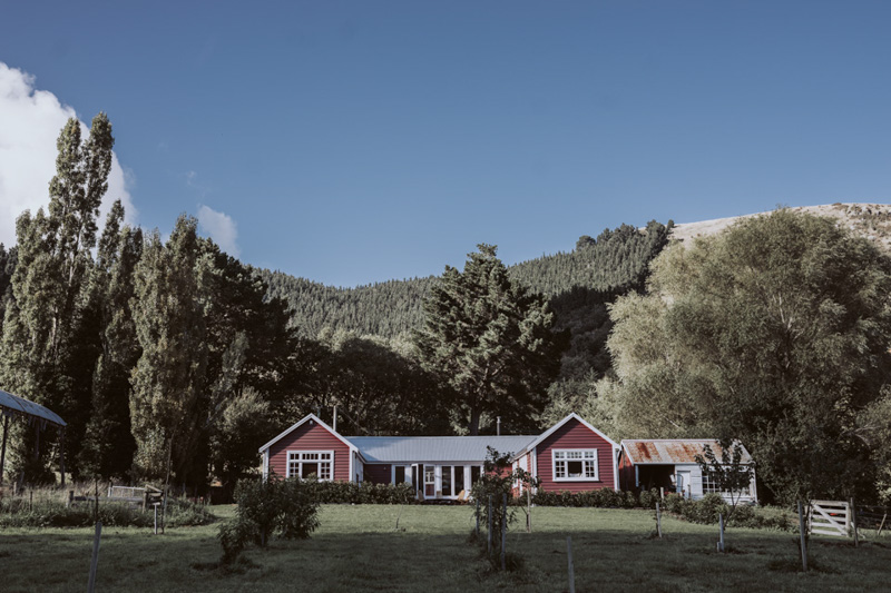 Amy + Joel // Cossars Wineshed