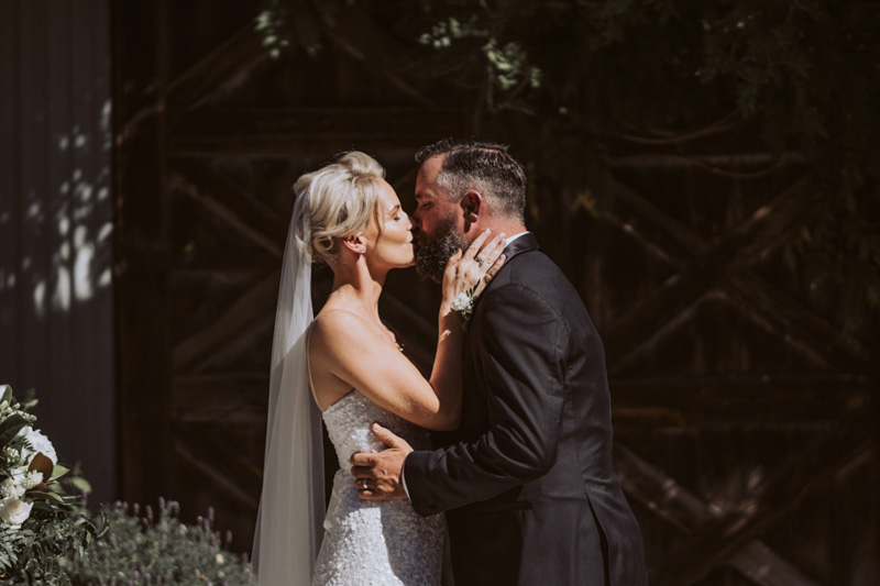 Amy + Joel // Cossars Wineshed