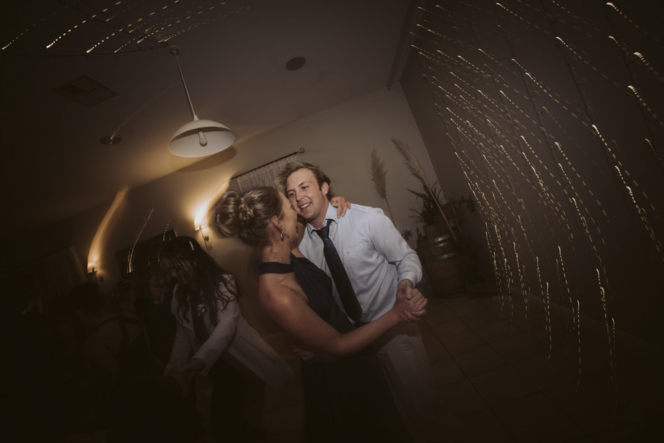 Victoria + Sam // Brackenbridge Estate