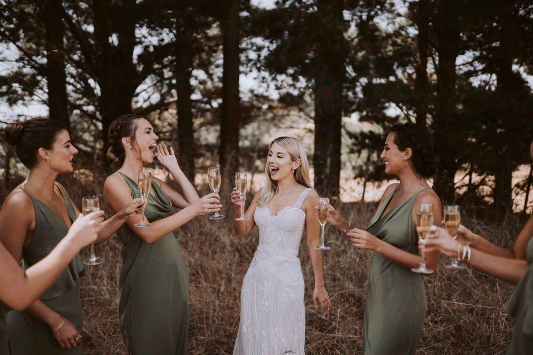 Cheers ladies, Leave Her Wilder x Rue De Seine