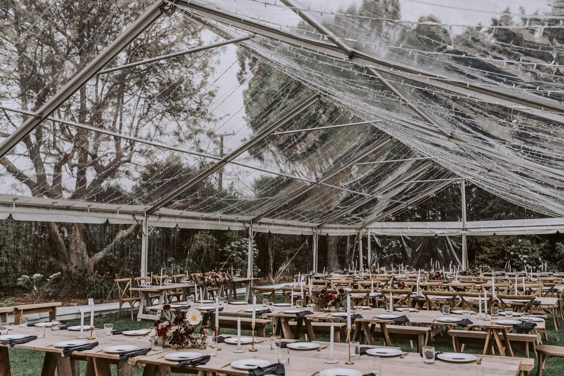 Tara and Lee’s wedding featured over at Wild Hearts