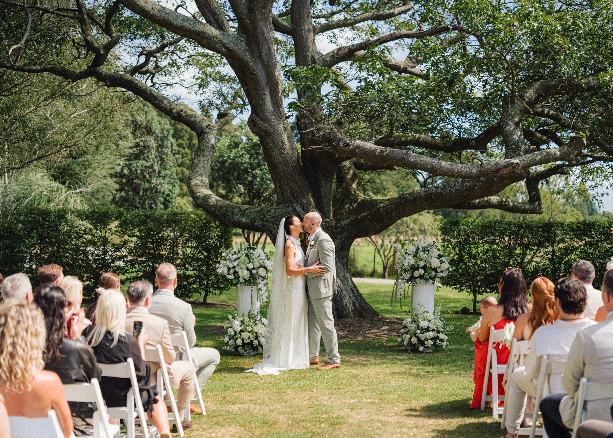From the UK to NZ, Georgia &amp; Luke’s wellington wedding at Lacewood Estate