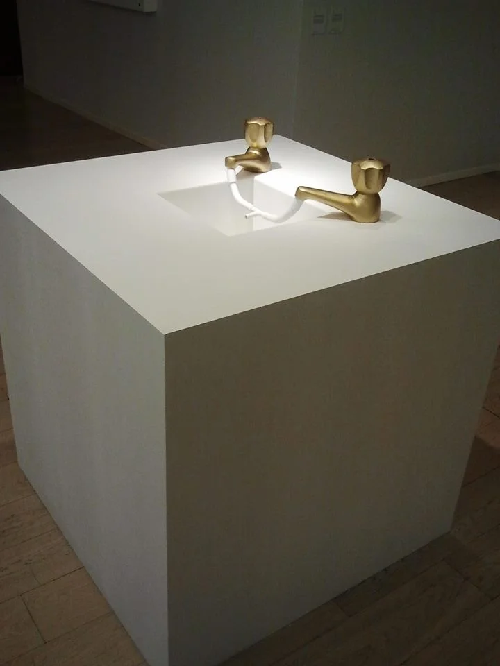 Provision, 2013, Painted cardboard, 110 x 110 x 130 cm. Courtesy of the artist and Gypsum Gallery.