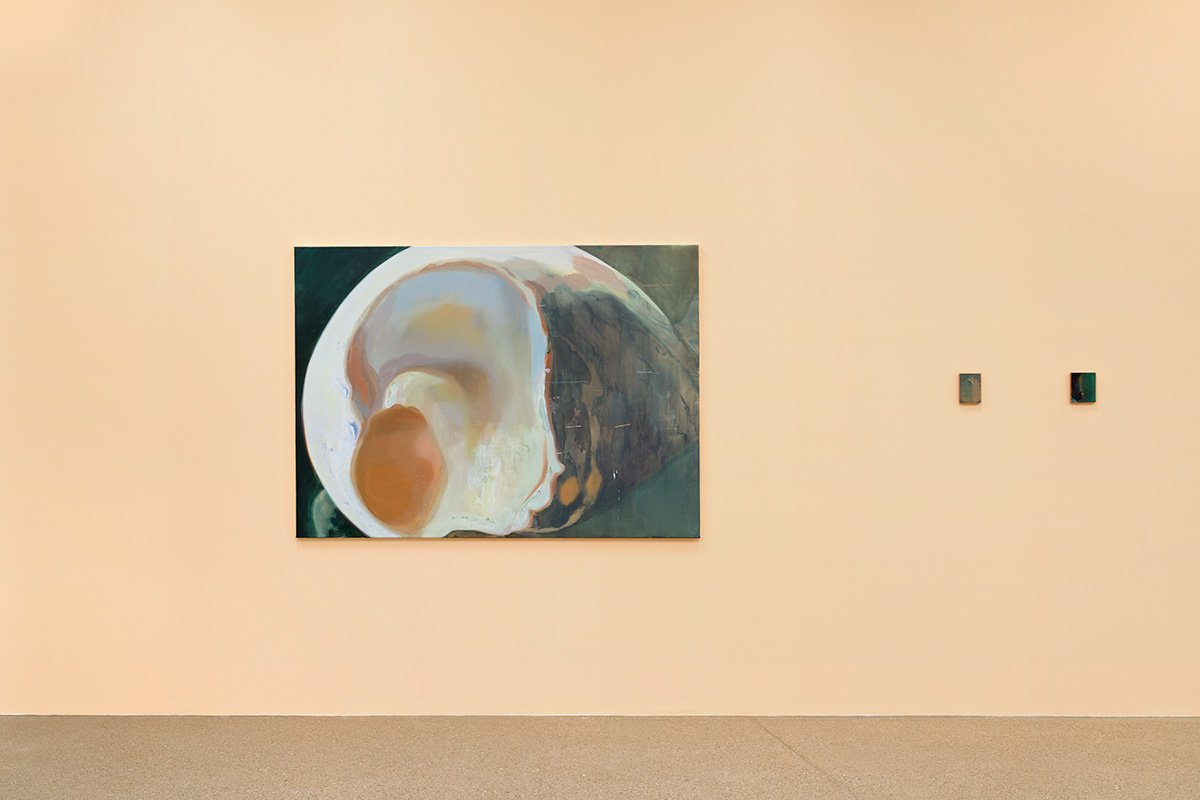 Auricular whorl, 2023, acrylic on cotton, 130 cm x 180 cm.