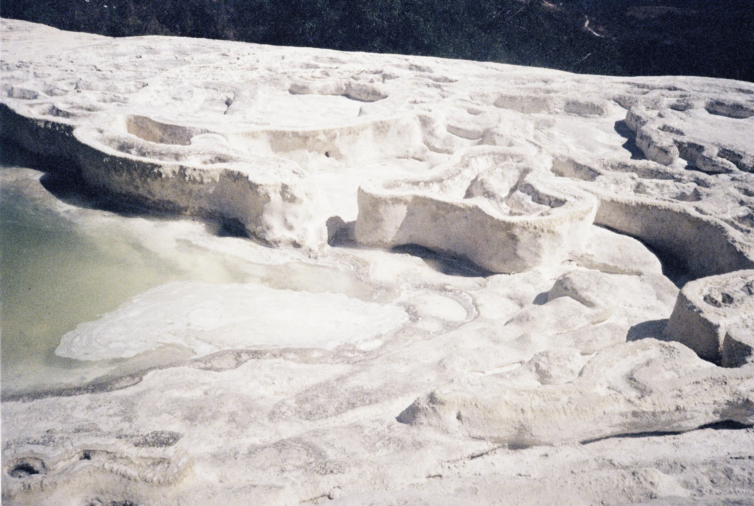 R1-06230-032A.JPG