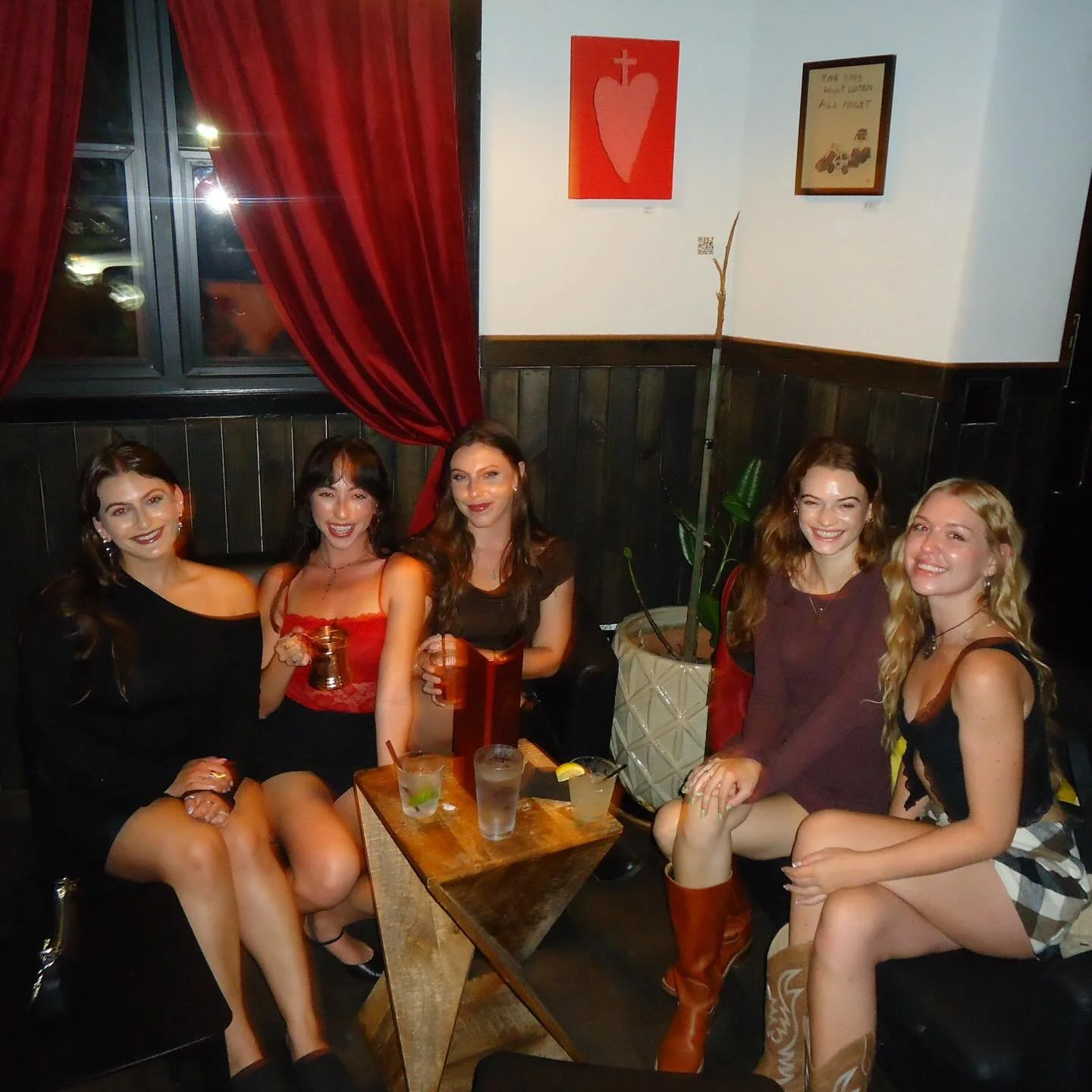 Bring your best look this Friday, top 3 costumes win cash prizes!
To enter: let security know you&rsquo;d like to compete and we&rsquo;ll snap a Polaroid of your costume👻
Our staff will pick the top 10 from the polaroids to hit the stage at 10:30pm 